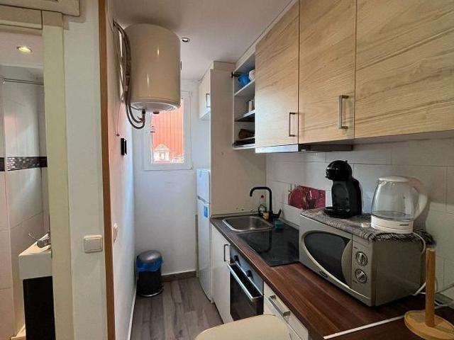 Piso en venta en calle De Llançà, Hospitalet de Llobregat, L´, de 44 m² 2 habitaciones por 230.000