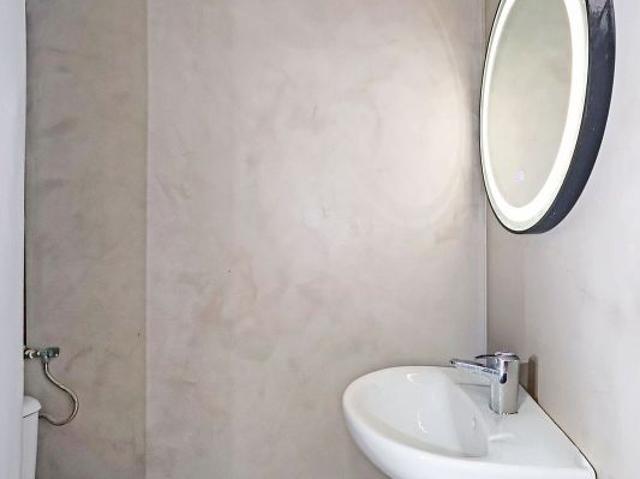 Piso en venta en calle De Llançà, Hospitalet de Llobregat, L´, de 46 m² 2 habitaciones por 145.000