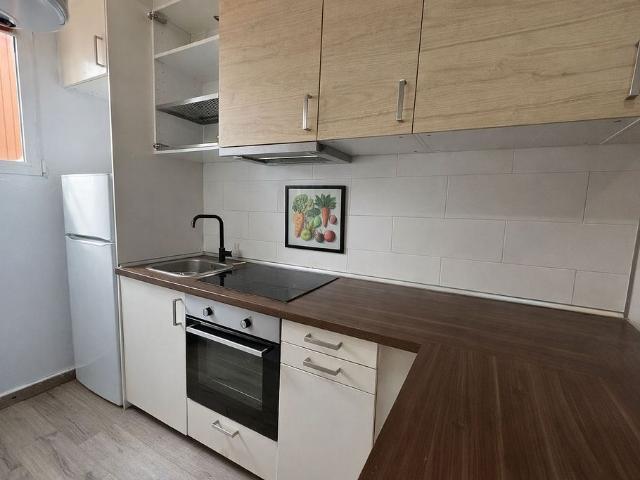 Piso en venta en calle De Llançà, Hospitalet de Llobregat, L´, de 43 m² 2 habitaciones por 230.000