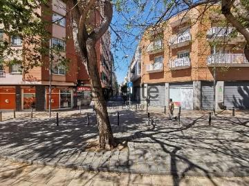 Piso en venta en calle De Pujós, Hospitalet de Llobregat, L´, de 60 m² 1 habitación por 120.000