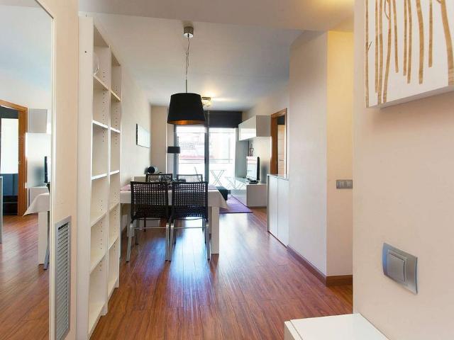 Piso en venta en calle De Pujades, Barcelona, de 57 m² 3 habitaciones por 545.000