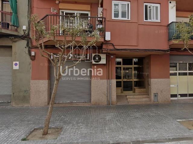 Piso en venta en calle De Pablo Picasso, Mataró, de 86 m² 3 habitaciones por 107.000
