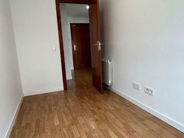 Piso en venta en calle De Padilla, Barcelona, de 69 m² 4 habitaciones por 380.000