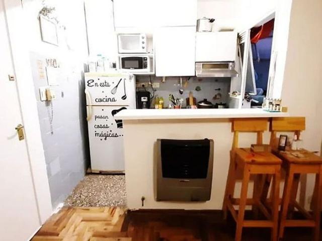 Piso en venta en calle De Palamós, Barcelona, de 45 m² 2 habitaciones por 145.000