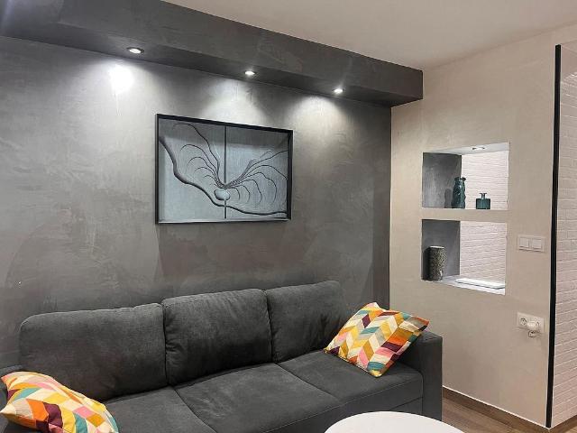 Piso en venta en calle De Pallars, Barcelona, de 60 m² 2 habitaciones por 320.000