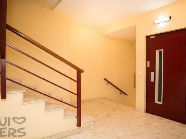 Piso en venta en calle De Panissars, Figueres, de 76 m² 3 habitaciones por 136.400