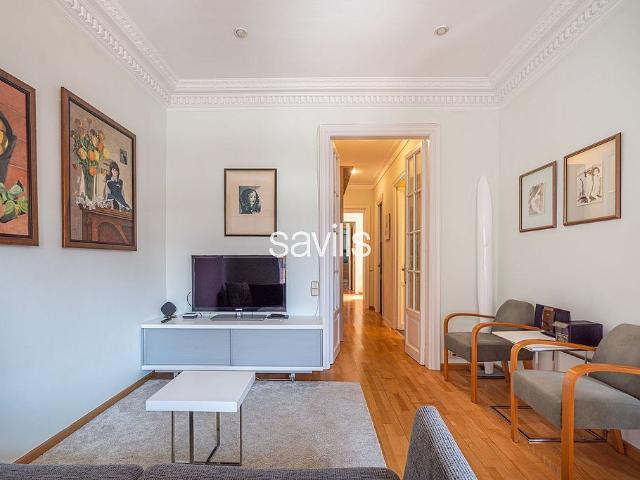 Piso en venta en calle De París, Barcelona, de 128 m² 4 habitaciones por 795.000