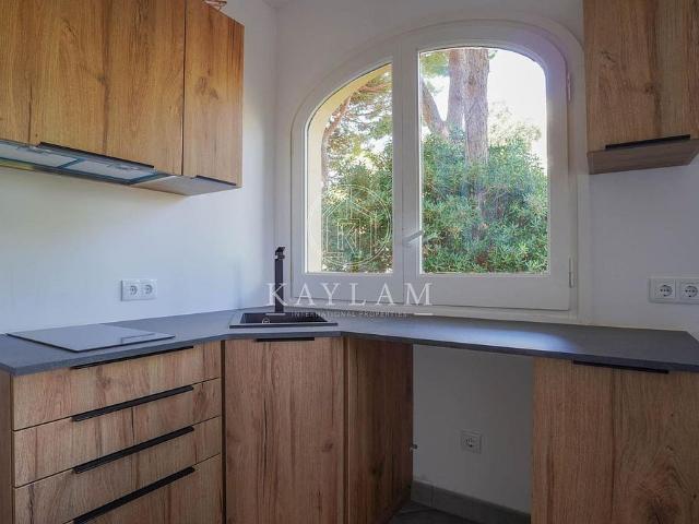 Piso en venta en calle De París, Sant Feliu de Guíxols, de 33 m² 1 habitación por 225.000
