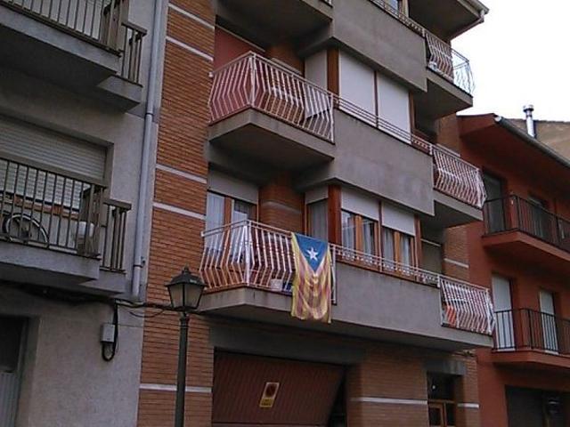 Piso en venta en calle De Pau Casals, Bagà, de 115 m² 3 habitaciones por 122.000