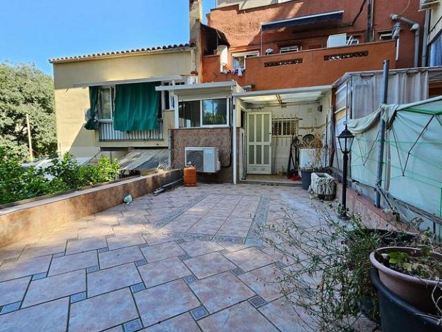 Piso en venta en calle De Pau Ferran, Barcelona, de 45 m² 1 habitación por 135.000