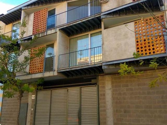 Piso en venta en calle De Pau Ferran, Tàrrega, de 60 m² 3 habitaciones por 133.800
