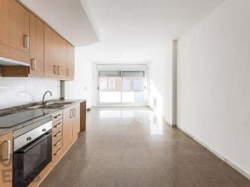 Piso en venta en calle De Pau Rigalt, Sabadell, de 101 m² 3 habitaciones por 205.450