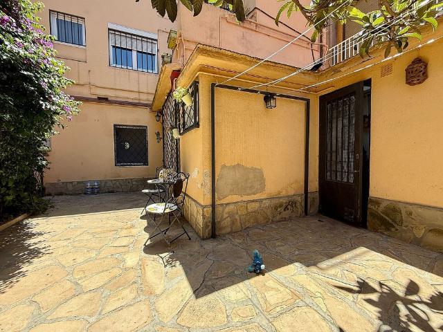 Piso en venta en calle De Pedrell, Barcelona, de 76 m² 2 habitaciones por 380.000