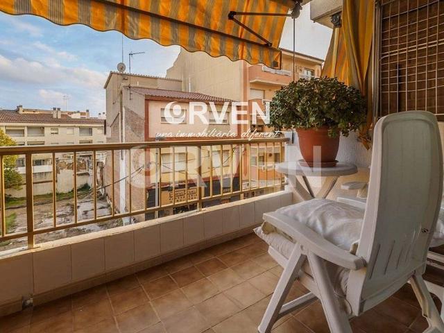 Piso en venta en calle De Pere Badia, Torredembarra, de 90 m² 3 habitaciones por 262.500