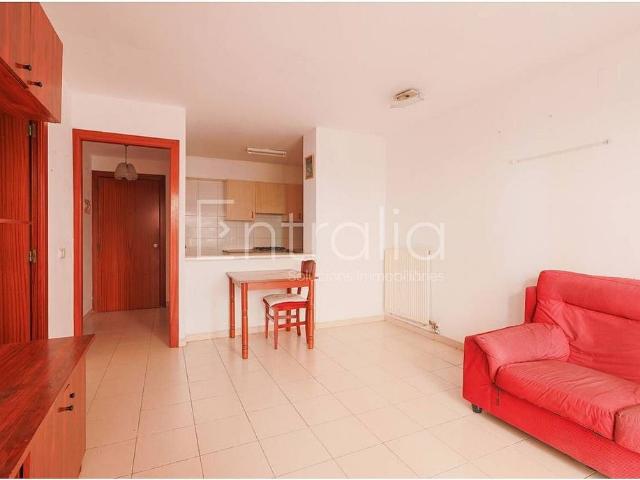 Piso en venta en calle De Pere III, Figueres, de 39 m² 1 habitación por 125.000