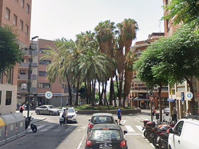 Piso en venta en calle De Pere Martell, Salou, de 45 m² 3 habitaciones por 37.800
