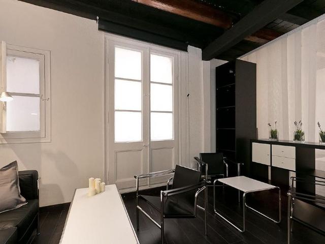 Piso en venta en calle De Petritxol, Barcelona, de 43 m² 1 habitación por 219.000