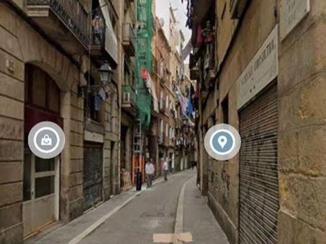 Piso en venta en calle De Picalquers, Barcelona, de 79 m² 1 habitación por 254.500