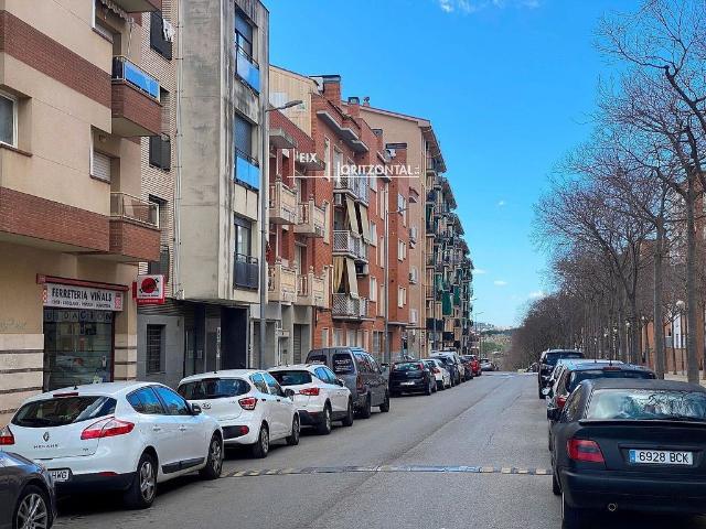 Piso en venta en calle De Plini El Vell, Sabadell, de 81 m² 2 habitaciones por 165.000
