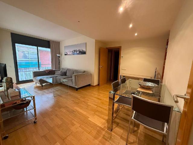 Piso en venta en calle De Portbou, Barcelona, de 67 m² 2 habitaciones por 510.000