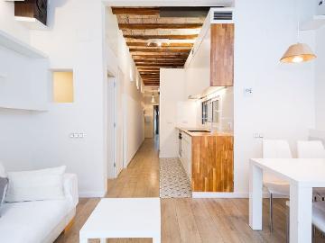 Piso en venta en calle De Rabassa, Barcelona, de 65 m² 2 habitaciones por 595.000