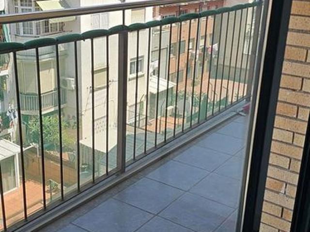 Piso en venta en calle De Ramon Albó, Barcelona, de 50 m² 1 habitación por 249.000
