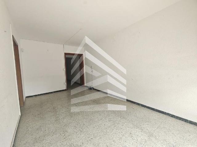 Piso en venta en calle De Ramon Casas, Mollet del Vallès, de 109 m² 4 habitaciones por 257.250