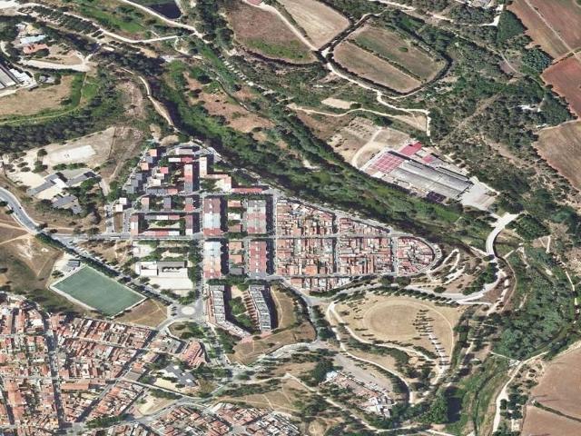 Piso en venta en calle De Ramon Jové, Sabadell, de 179 m² 3 habitaciones por 210.000