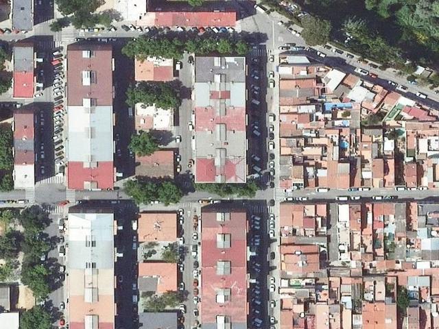 Piso en venta en calle De Ramon Jové, Sabadell, de 74 m² 2 habitaciones por 75.000