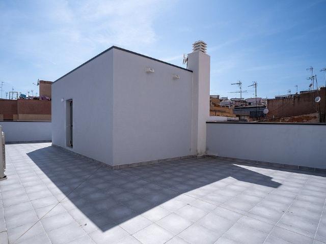 Piso en venta en calle De Ramon Llull, Santa Coloma de Gramanet, de 83 m² 3 habitaciones por 325.000