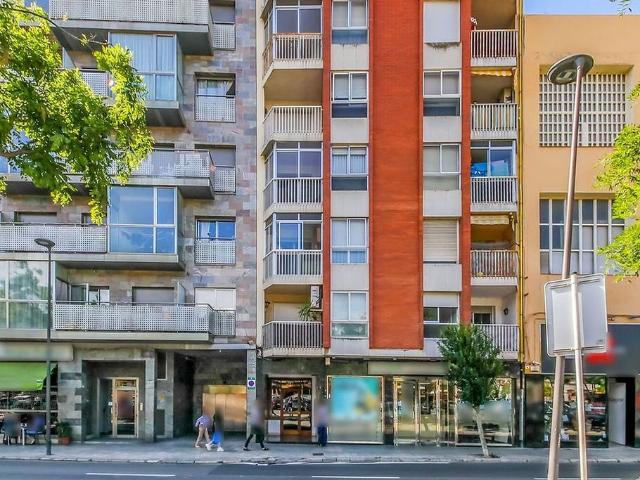 Piso en venta en calle De Riudoms, Reus, de 71 m² 3 habitaciones por 95.000