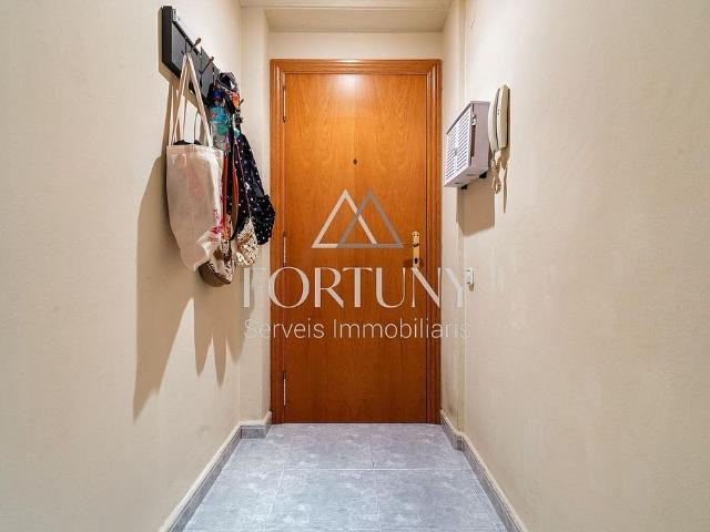 Piso en venta en calle De Roger de Belfort, Reus, de 95 m² 4 habitaciones por 169.700