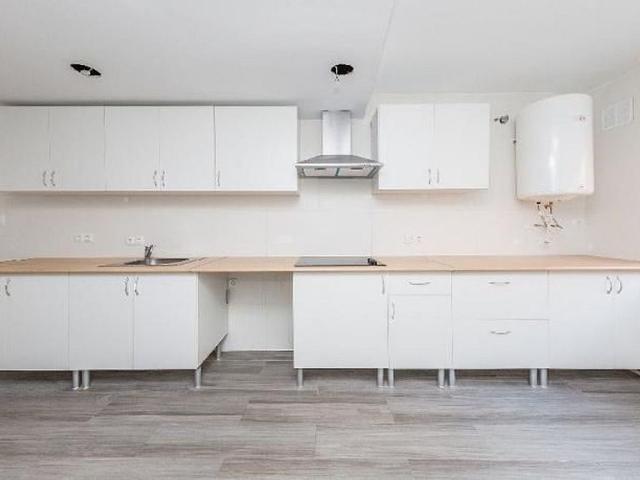 Piso en venta en calle De Roger de Llúria, Badalona, de 138 m² 1 habitación por 275.805
