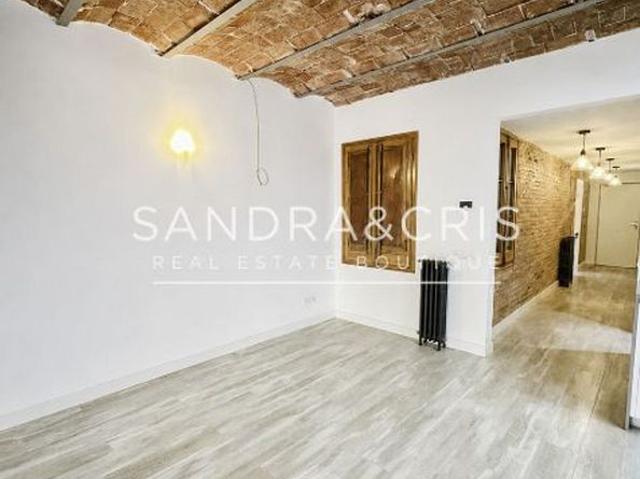 Piso en venta en calle De Roger de Llúria, Barcelona, de 82 m² 2 habitaciones por 599.000