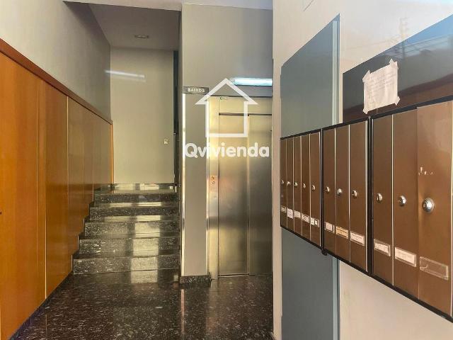 Piso en venta en calle De Roger de Llúria, Mollet del Vallès, de 65 m² 1 habitación por 145.000