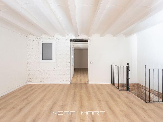 Piso en venta en calle De Sugranyes, Barcelona, de 155 m² 3 habitaciones por 499.000