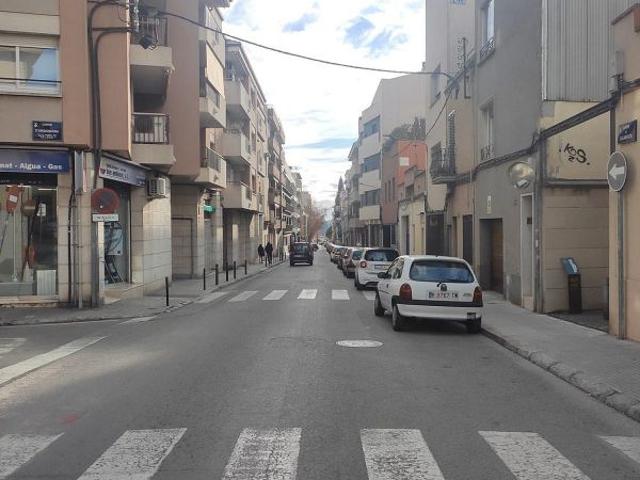 Piso en venta en calle De Salmerón, Terrassa, de 84 m² 3 habitaciones por 125.000