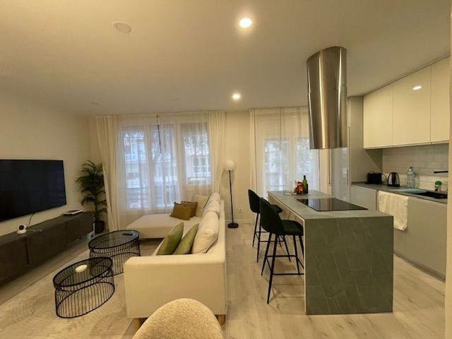 Piso en venta en calle De Sant Antoni Maria Claret, Barcelona, de 76 m² 3 habitaciones por 530.000