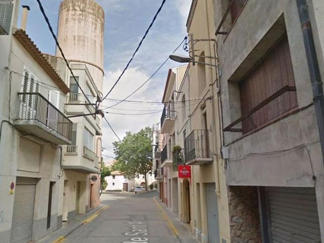 Piso en venta en calle De Sant Antoni, Montbrió del Camp, de 78 m² 3 habitaciones por 58.100