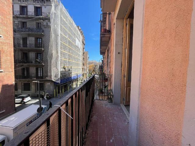 Piso en venta en calle De Sant Antoni Abat, Barcelona, de 52 m² 1 habitación por 290.000