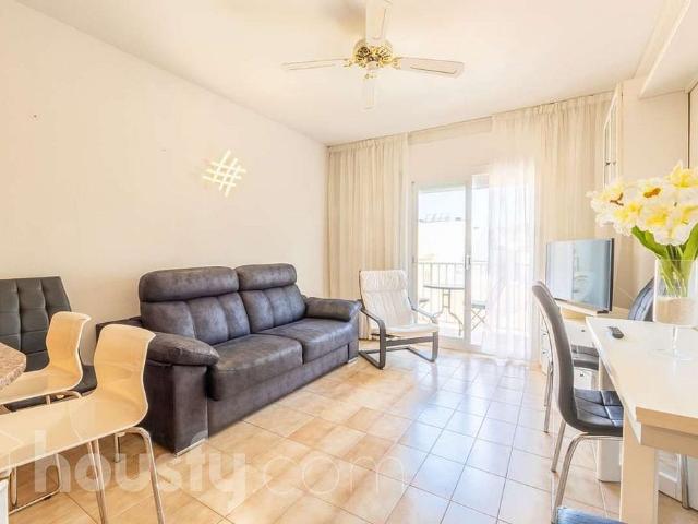 Piso en venta en calle De Sant Benet, Sitges, de 37 m² 1 habitación por 390.000