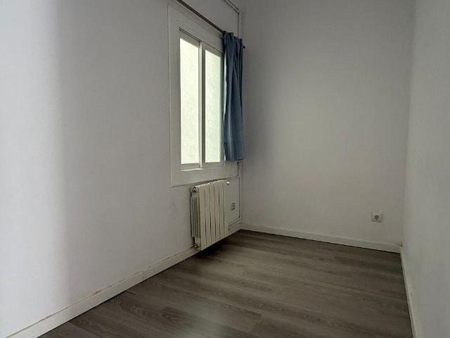 Piso en venta en calle De Sant Eusebi, Barcelona, de 68 m² 2 habitaciones por 429.000