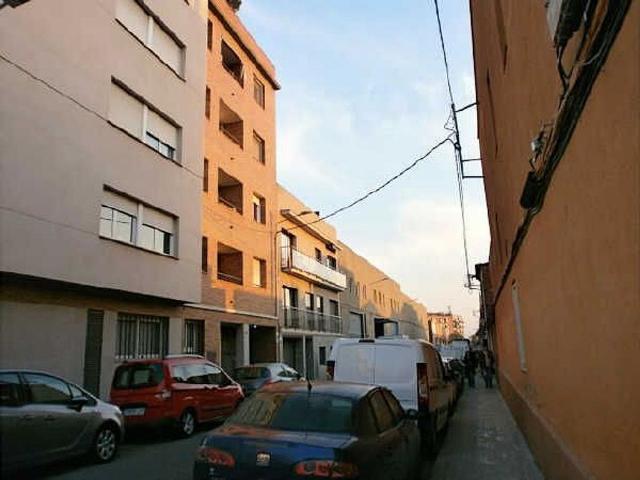 Piso en venta en calle De Sant Ferran, Sabadell, de 67 m² 3 habitaciones por 176.000