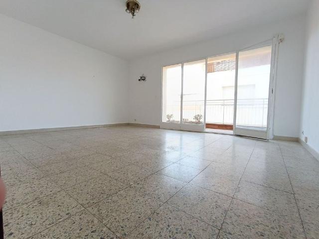 Piso en venta en calle De Sant Francesc, Premià de Mar, de 90 m² 3 habitaciones por 299.000