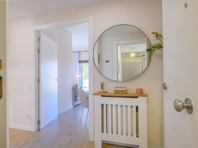 Piso en venta en calle De Sant Jordi, Rubí, de 75 m² 3 habitaciones por 381.000