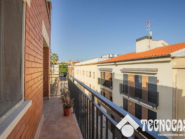 Piso en venta en calle De Sant Marià, Viladecans, de 89 m² 3 habitaciones por 264.900