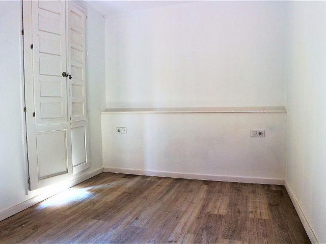 Piso en venta en calle De Sant Martí, Barcelona, de 40 m² 1 habitación por 184.000
