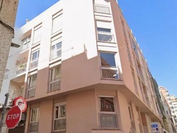 Piso en venta en calle De Sant Salvador, Barcelona, de 149 m² 3 habitaciones por 359.000