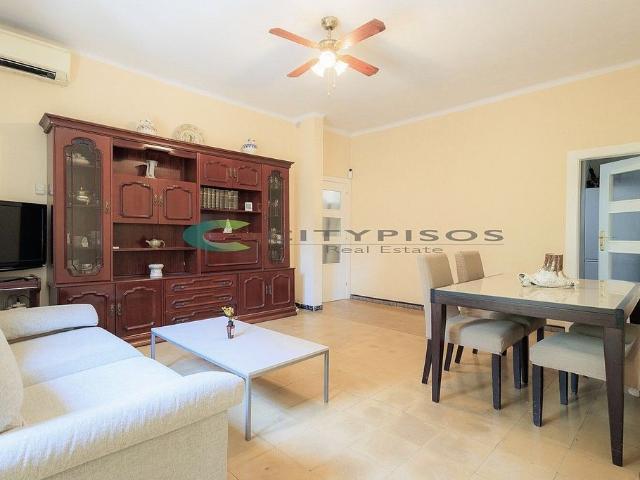 Piso en venta en calle De Sant Paulí de Nola, Barcelona, de 78 m² 3 habitaciones por 365.000