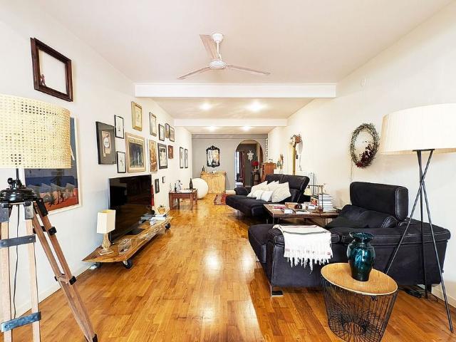 Piso en venta en calle De Sant Pere Més Baix, Barcelona, de 202 m² 2 habitaciones por 730.000